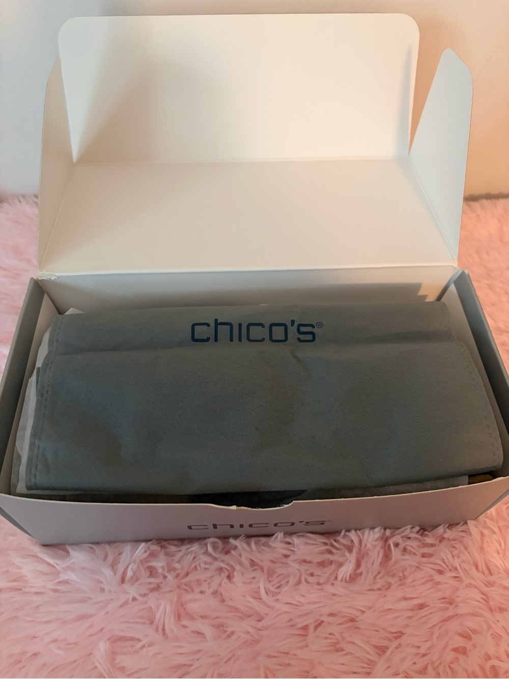 Chico's Metallic Gold Ruffle Sandals - Picture 8 of 9